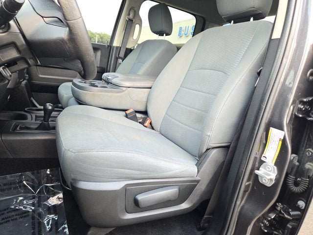 Used 2018 RAM 2500 Tradesman w/ Chrome Appearance Group AWD/4WD image 17
