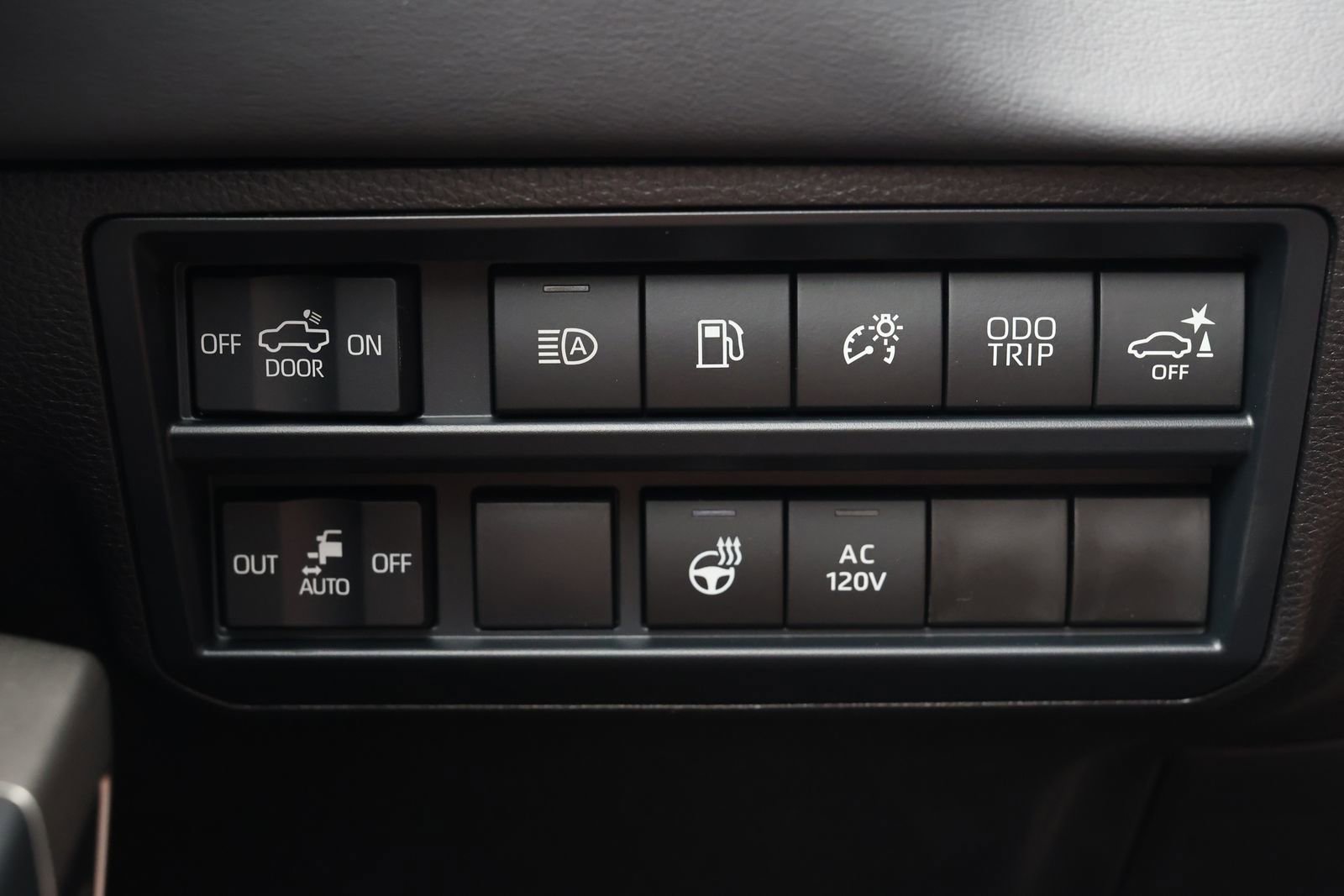 New 2026 Toyota Tundra Platinum image 31