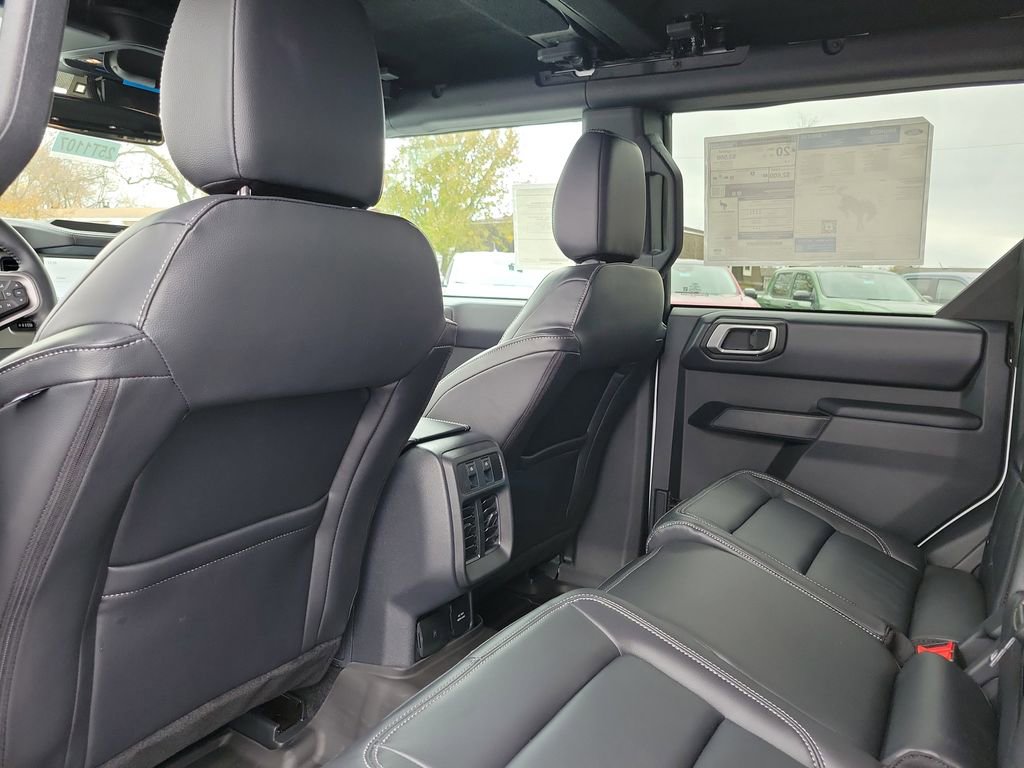 New 2025 Ford Bronco Outer Banks image 15