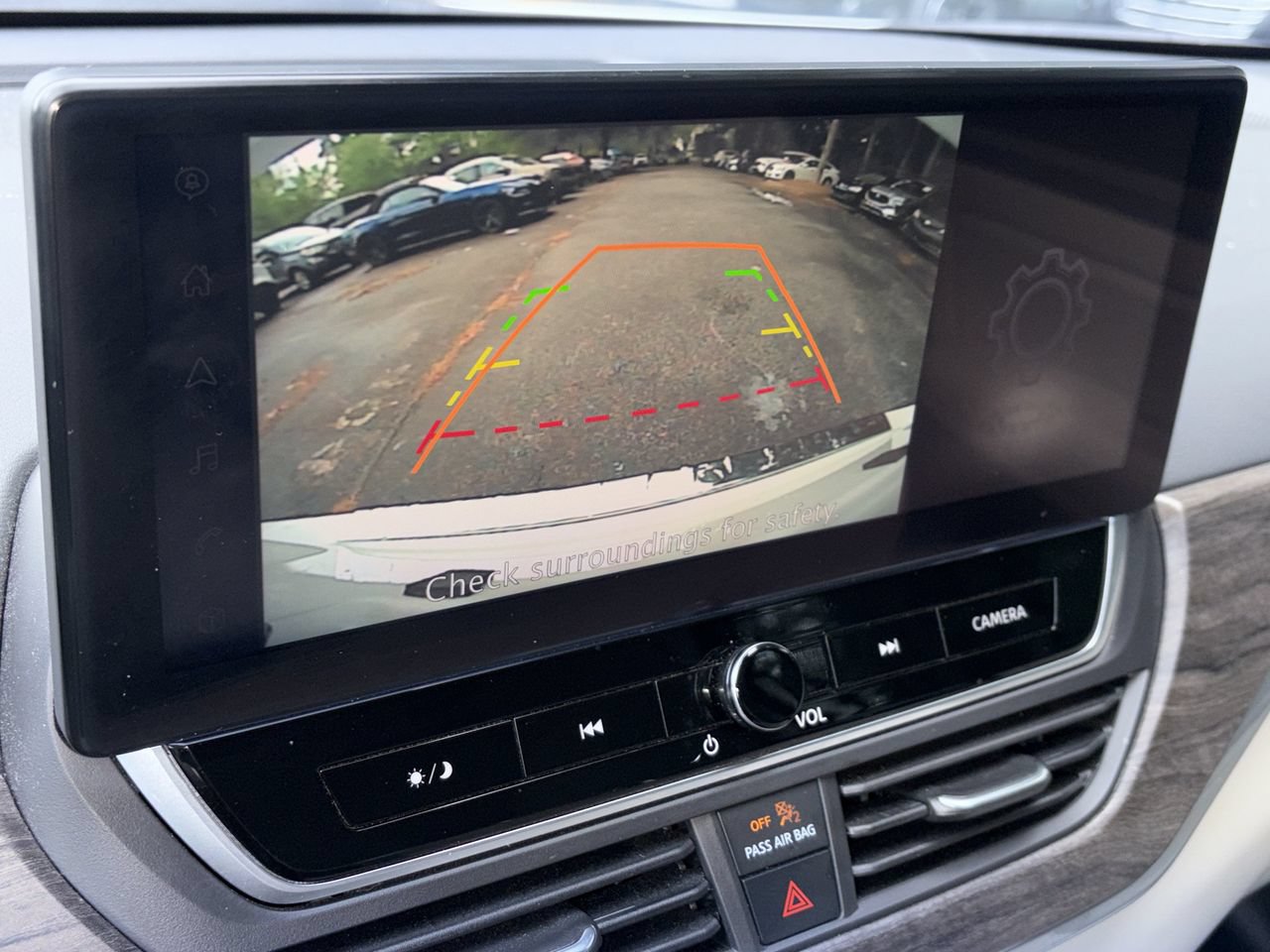 Used 2023 Nissan Altima 2.5 SV w/ SV Premium Package FWD image 5