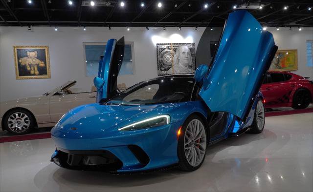 Used 2022 McLaren GT RWD image 13