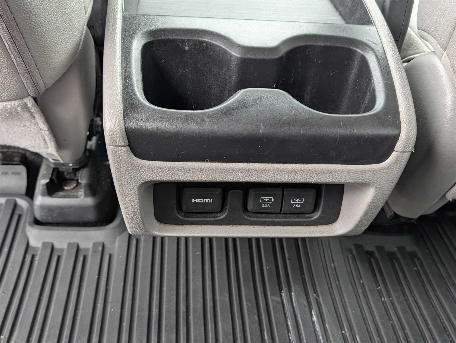 Used 2019 Honda Odyssey Touring image 32