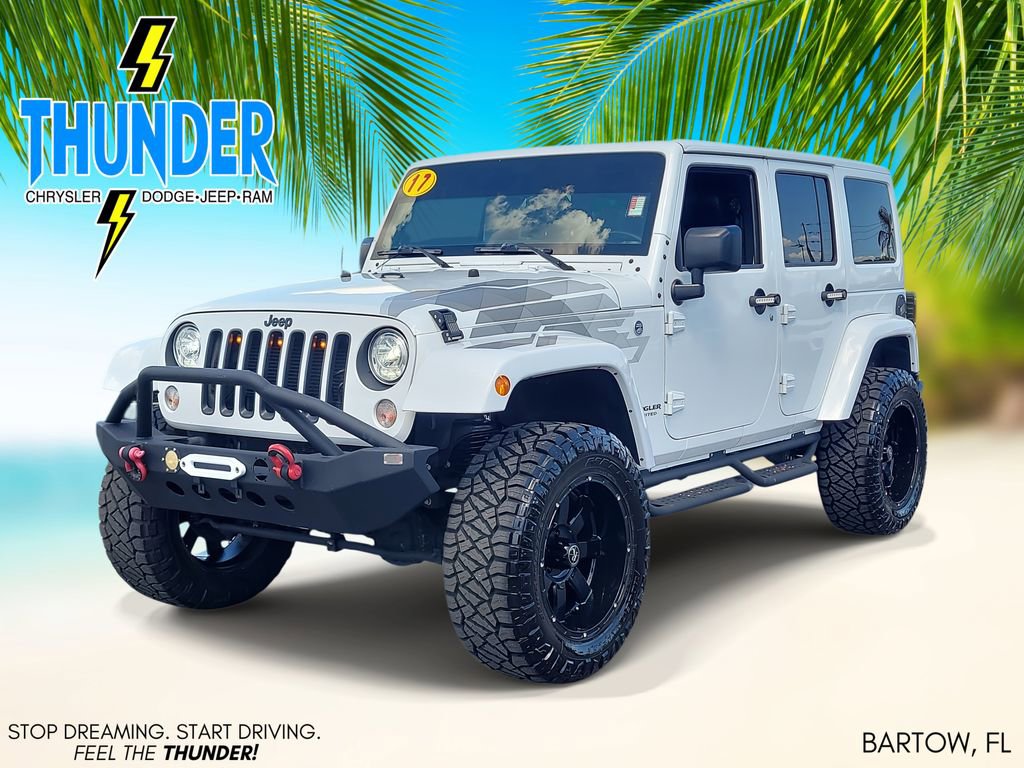 Certified 2017 Jeep Wrangler Unlimited Sahara AWD/4WD image 2