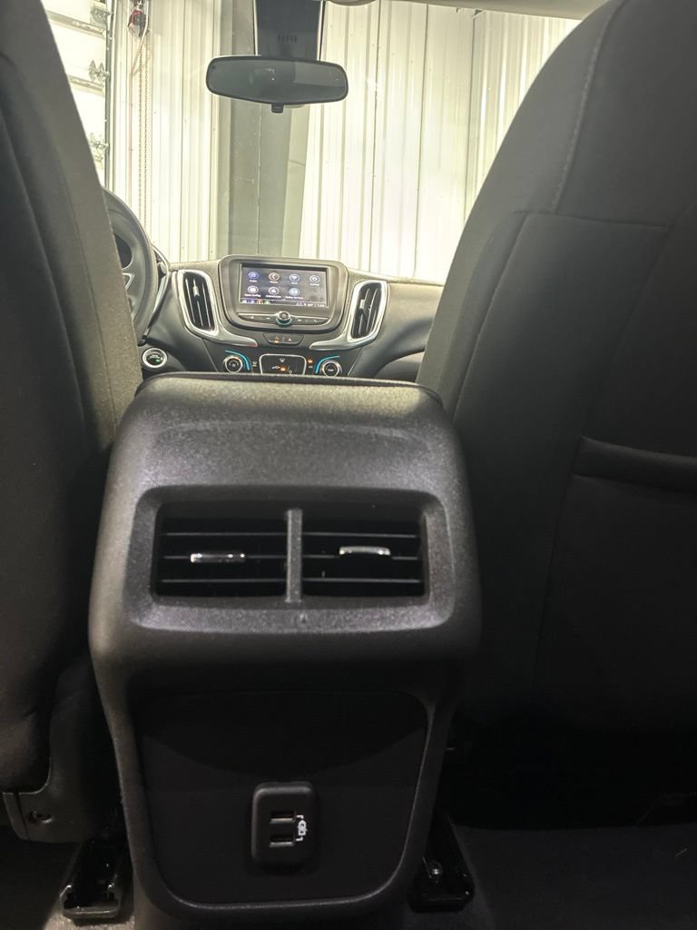 Used 2022 Chevrolet Equinox LT FWD image 29