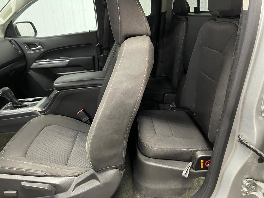 Used 2018 Chevrolet Colorado LT w/ LT Convenience Package image 16