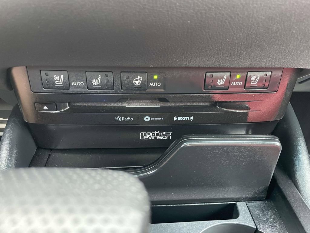 Used 2020 Lexus ES 350 F Sport w/ Accessory Package 2 image 43