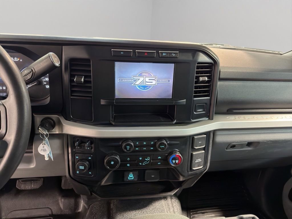 Used 2023 Ford F350 XLT w/ 360-Degree Camera Package image 12