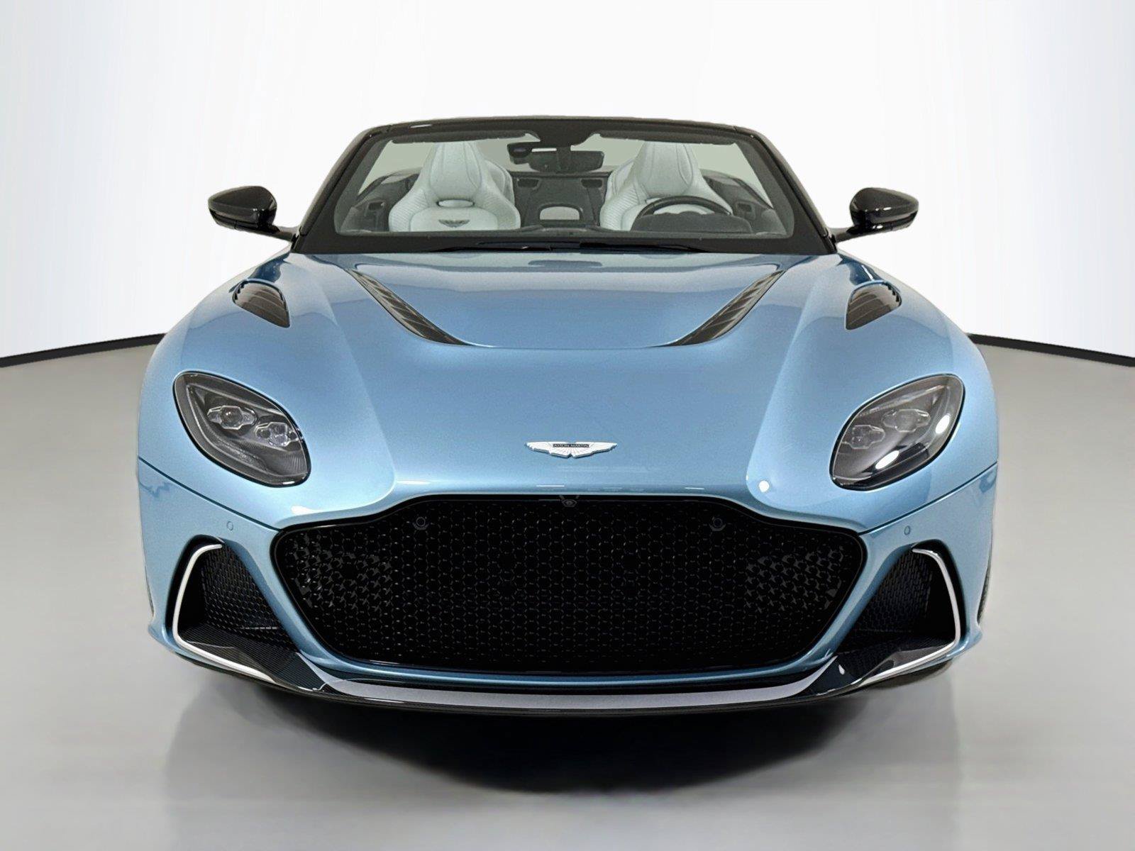 Used 2023 Aston Martin DBS Superleggera Volante RWD image 11