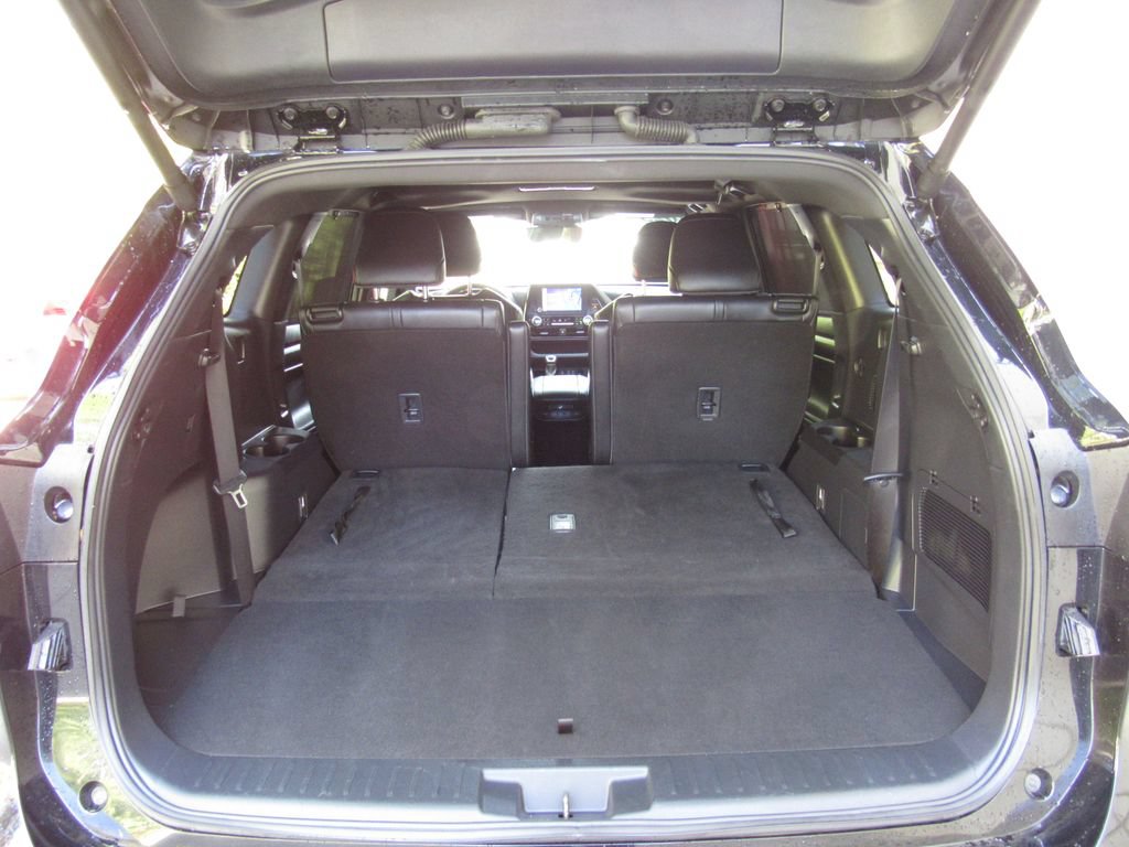Certified 2025 Toyota Highlander XSE AWD/4WD image 23