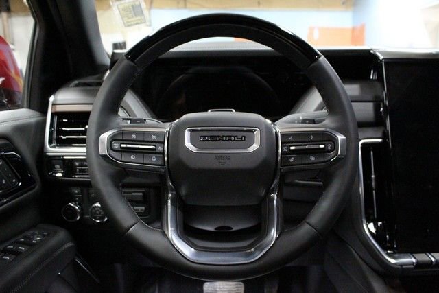 New 2026 GMC Yukon Denali w/ Denali Reserve Package image 24