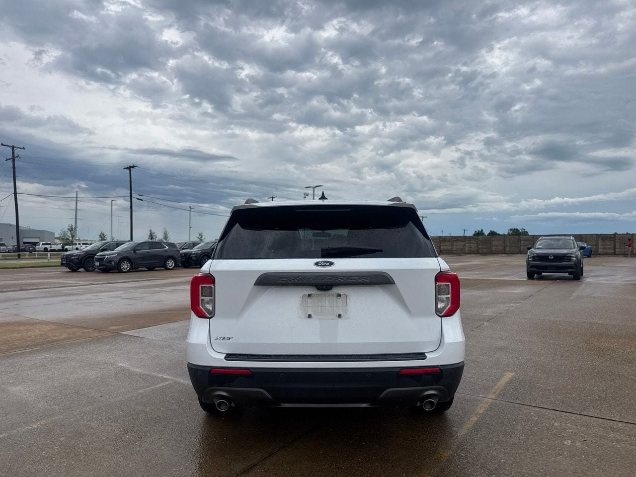 Used 2021 Ford Explorer XLT w/ Equipment Group 202A RWD image 19