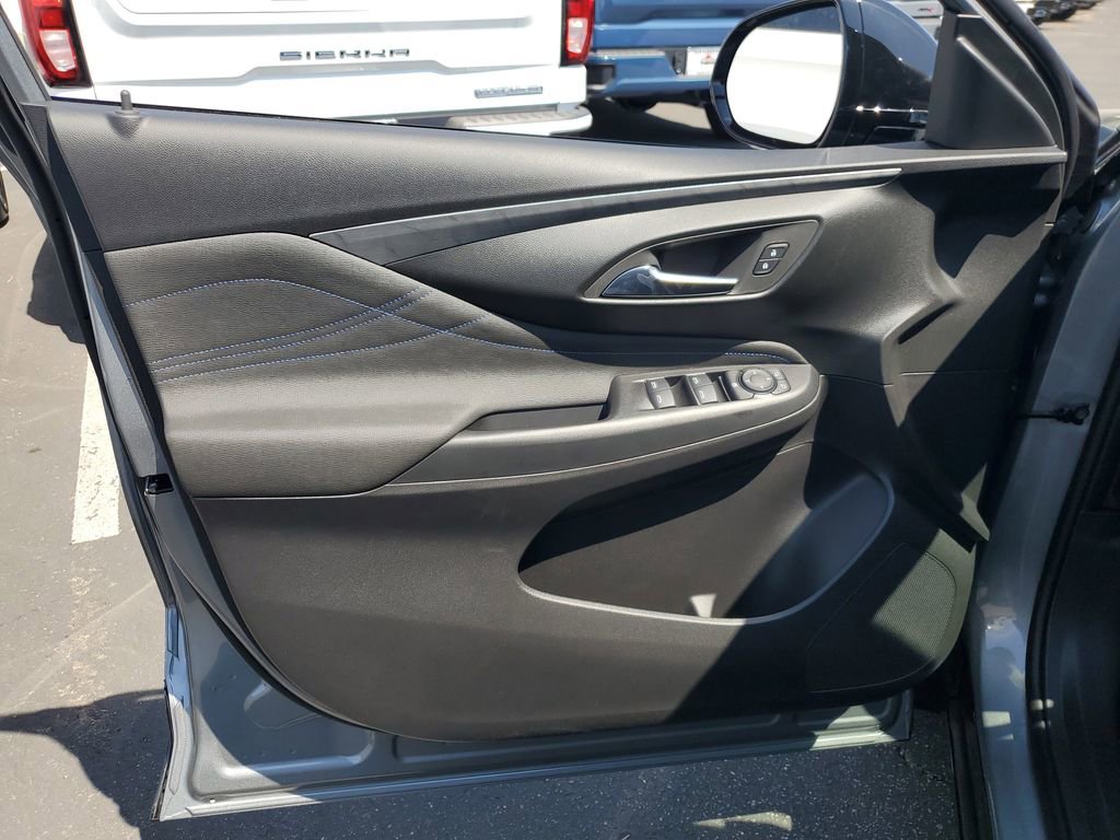 New 2026 Buick Envista Sport Touring image 12