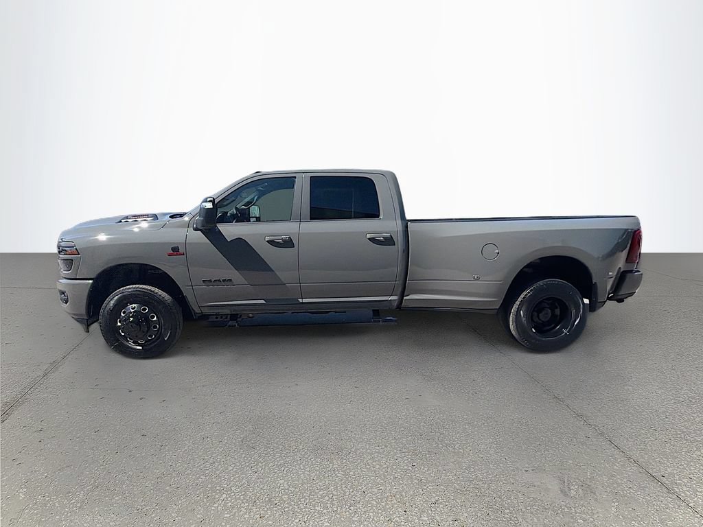 New 2026 RAM 3500 Laramie AWD/4WD image 7