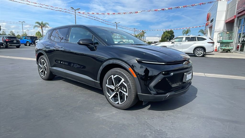 Used 2025 Chevrolet Equinox EV LT FWD image 30