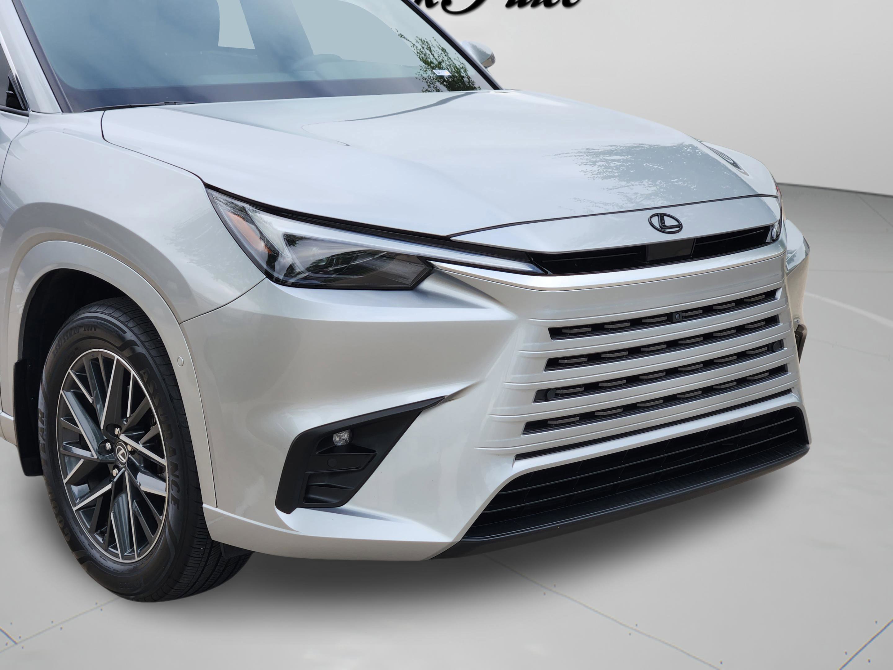 Certified 2025 Lexus TX 350 FWD w/ Technology Package image 34