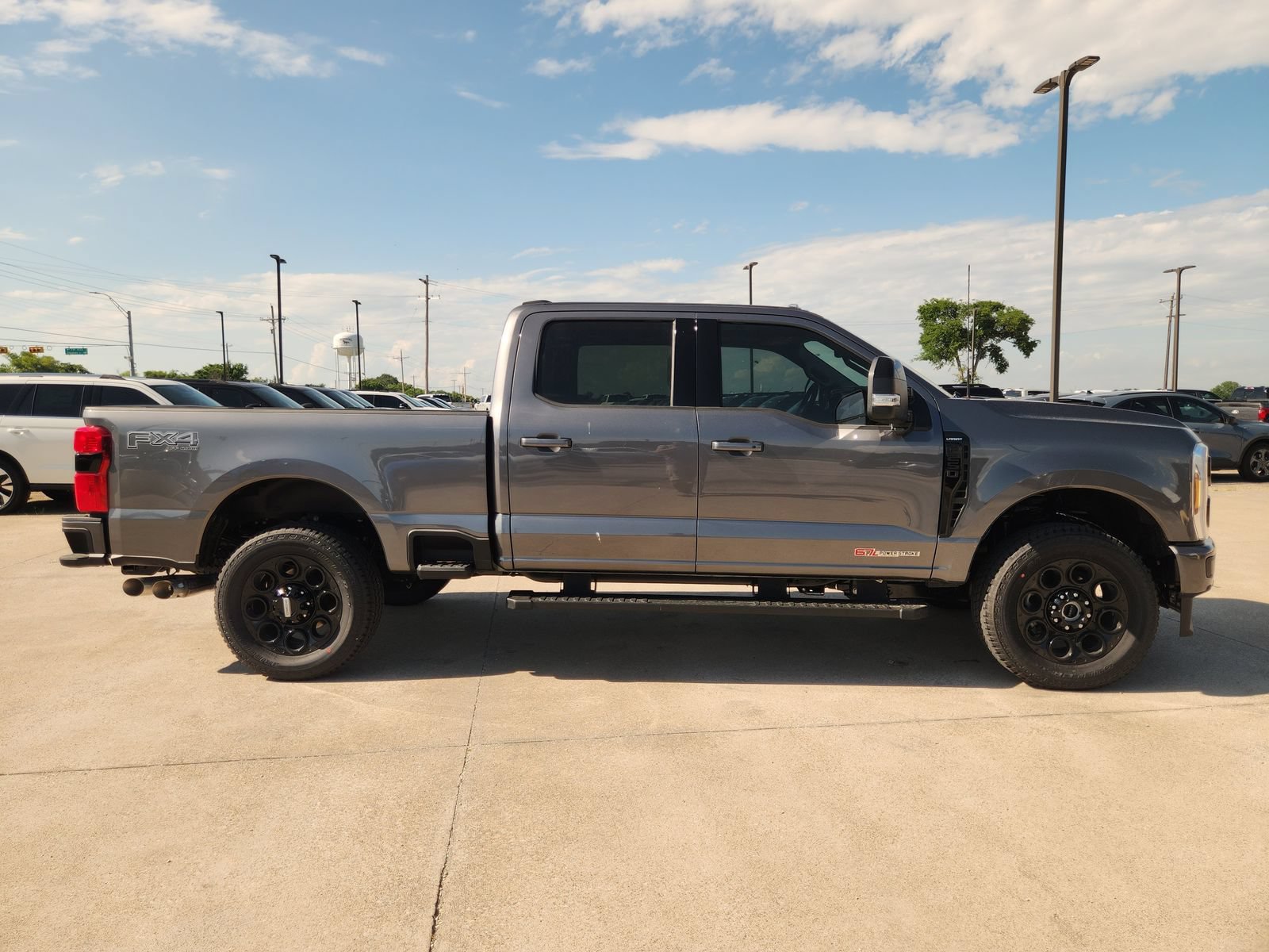 New 2026 Ford F250 Lariat w/ Black Appearance Package AWD/4WD image 7