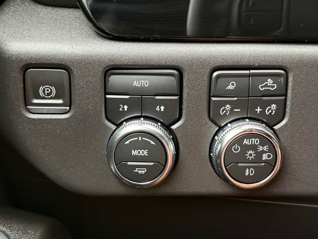 Certified 2023 GMC Sierra 1500 SLT AWD/4WD image 13