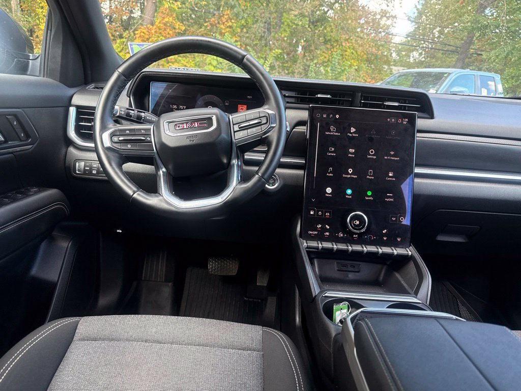 Used 2025 GMC Terrain Elevation AWD/4WD image 21