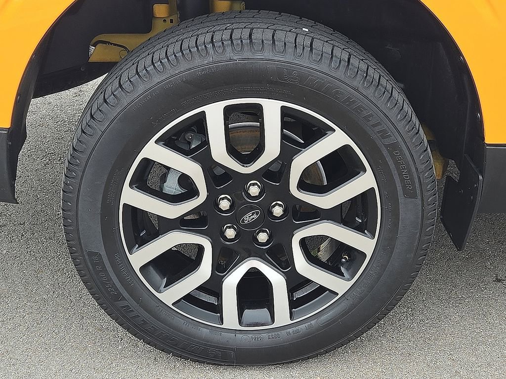 Used 2023 Ford Maverick Lariat w/ Lariat Luxury Package image 7