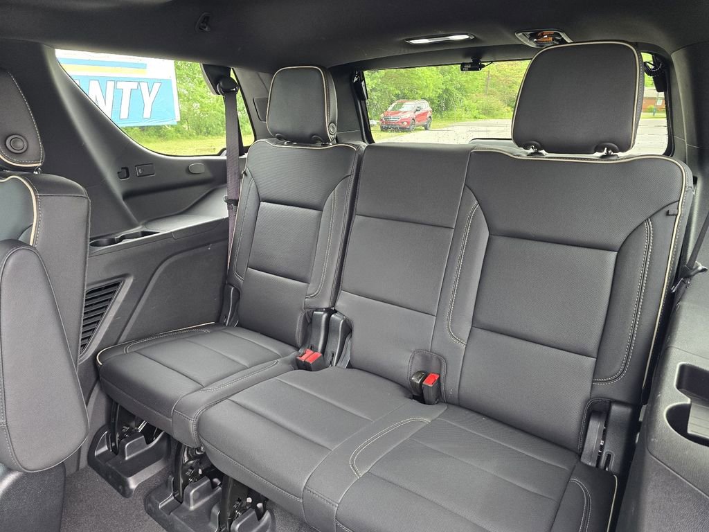 Used 2023 Chevrolet Tahoe Premier w/ Advanced Technology Package AWD/4WD image 10