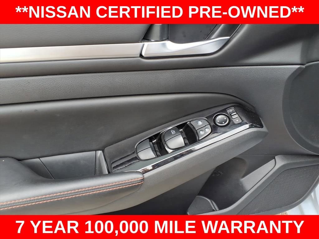 Used 2024 Nissan Altima 2.5 SR AWD/4WD image 12