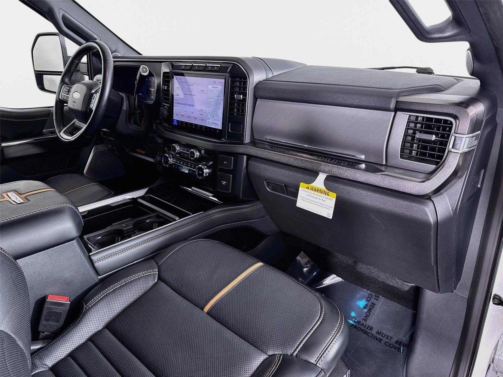 Used 2024 Ford F350 Platinum w/ FX4 Off-Road Package AWD/4WD image 32