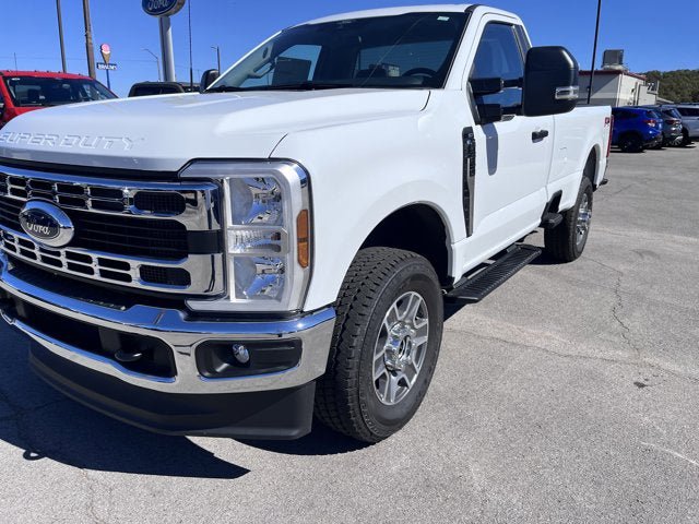 New 2025 Ford F350 XLT w/ FX4 Off-Road Package AWD/4WD image 6