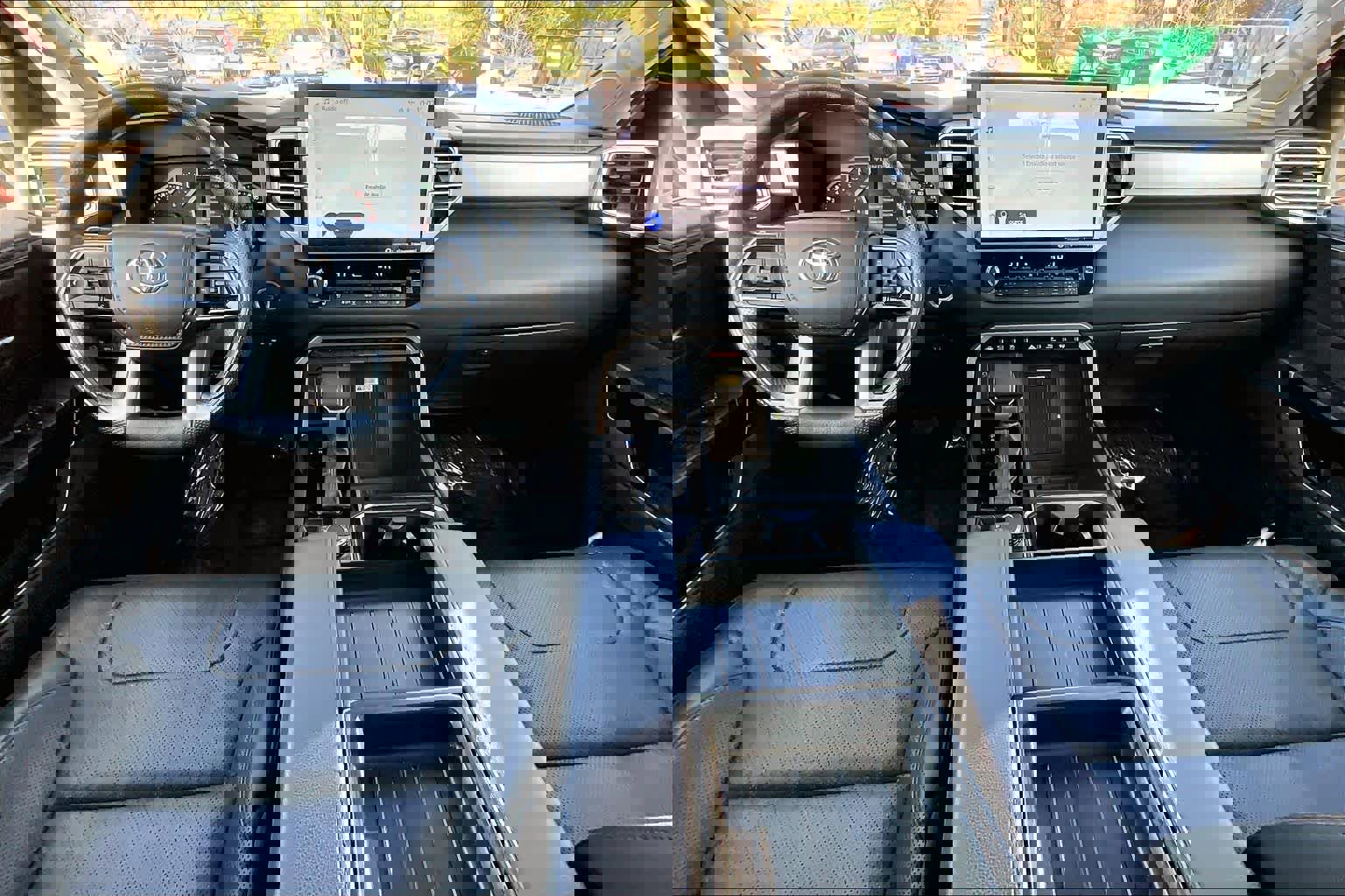 Used 2023 Toyota Tundra Limited image 15