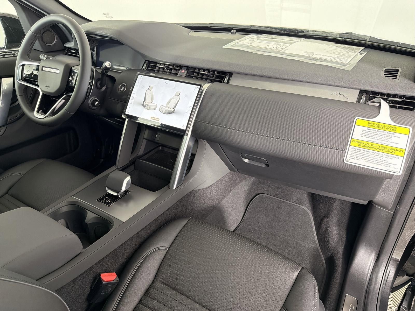 New 2026 Land Rover Discovery Sport Landmark image 35