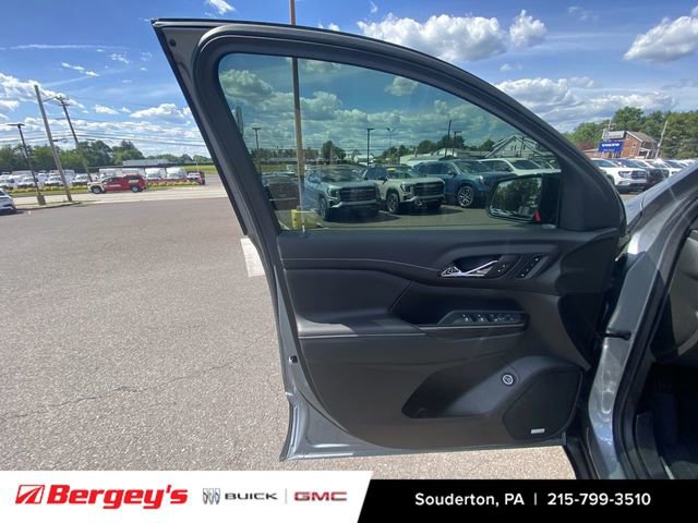 Used 2023 GMC Acadia SLT w/ Elevation Edition AWD/4WD image 25