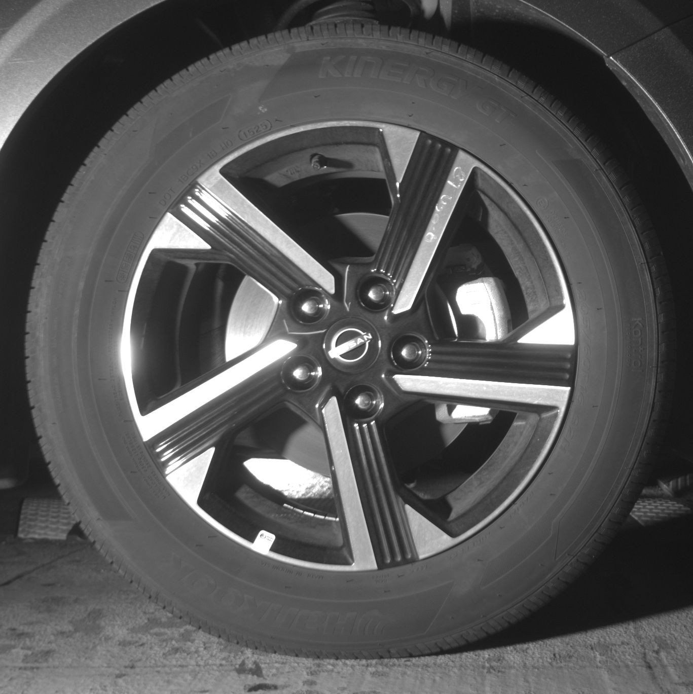 Used 2025 Nissan Sentra SV FWD image 12