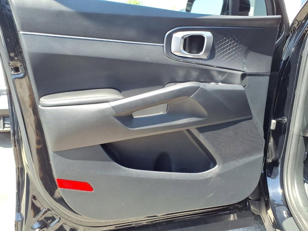 Certified 2023 Kia Sorento S image 20