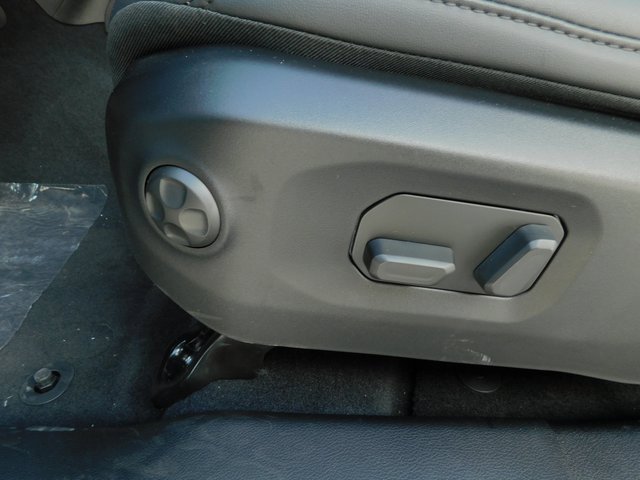 New 2025 Jeep Wrangler Unlimited Rubicon image 26