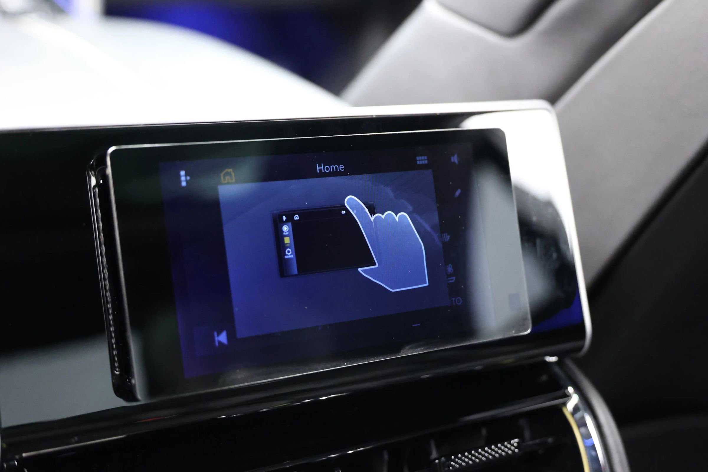 Used 2020 Bentley Flying Spur W12 image 75