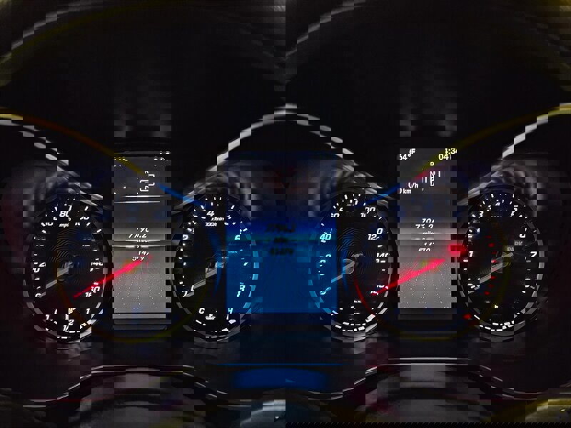 Used 2021 Mercedes-Benz GLC 300 4MATIC image 31