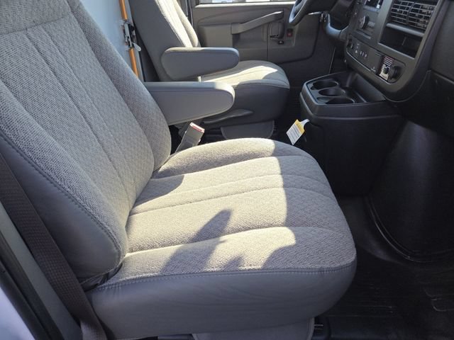 New 2026 Chevrolet Express 3500 w/ Power Convenience Package RWD image 21
