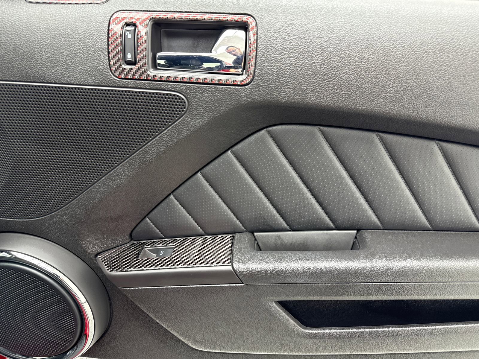 Used 2013 Ford Mustang GT Premium w/ Comfort Pkg image 42