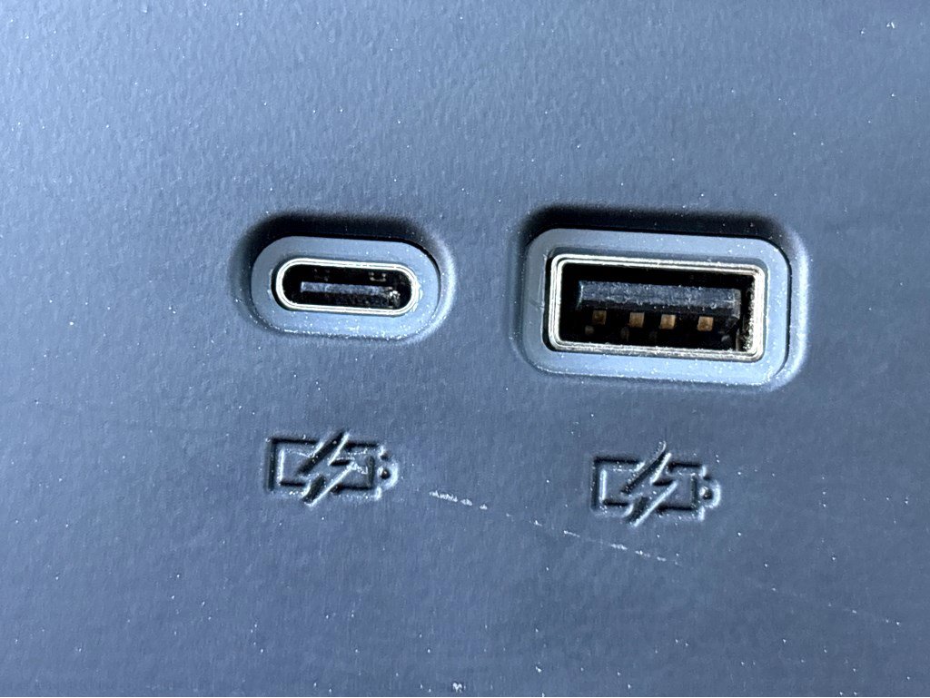 Used 2024 Chevrolet Silverado 2500 LTZ w/ LTZ Plus Package image 24