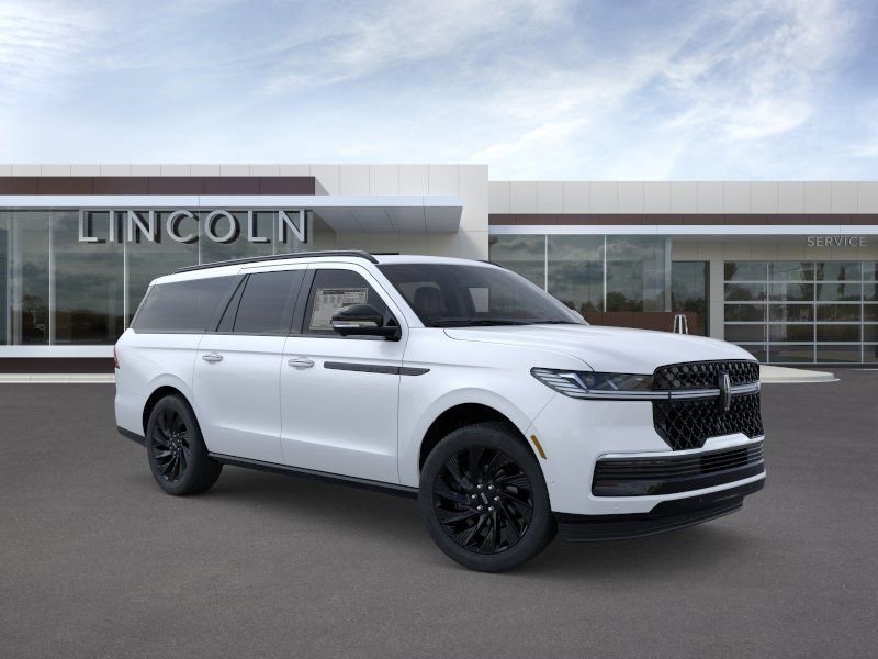 New 2026 Lincoln Navigator L Reserve AWD/4WD image 7