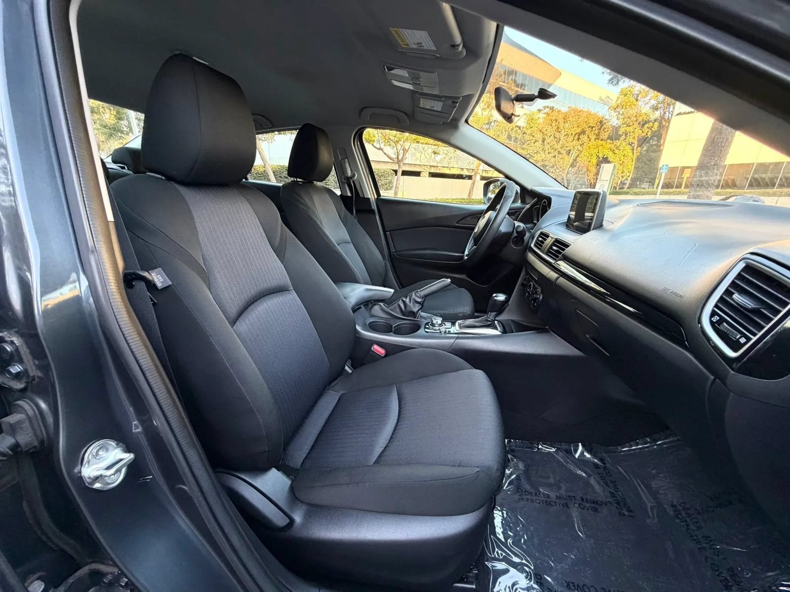 Used 2015 MAZDA MAZDA3 i Sport FWD image 11