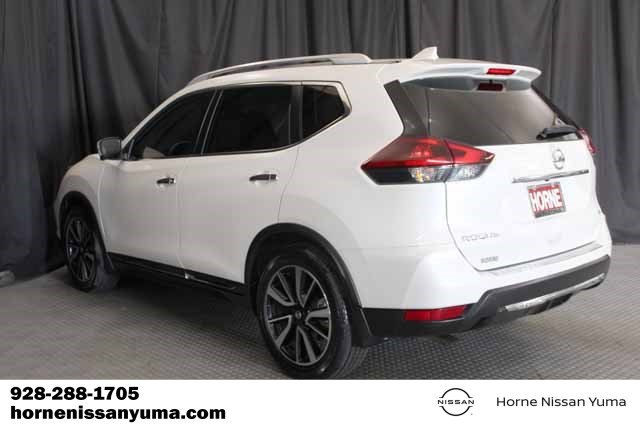 Used 2018 Nissan Rogue SL w/ Premium Package image 15