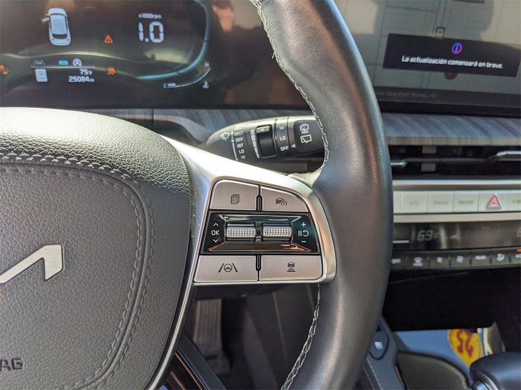 Certified 2025 Kia Telluride EX X-Line image 32