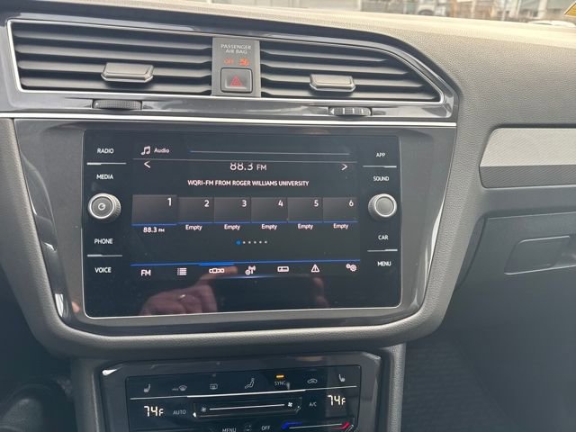 Certified 2024 Volkswagen Tiguan SE w/ Panoramic Sunroof Package image 25
