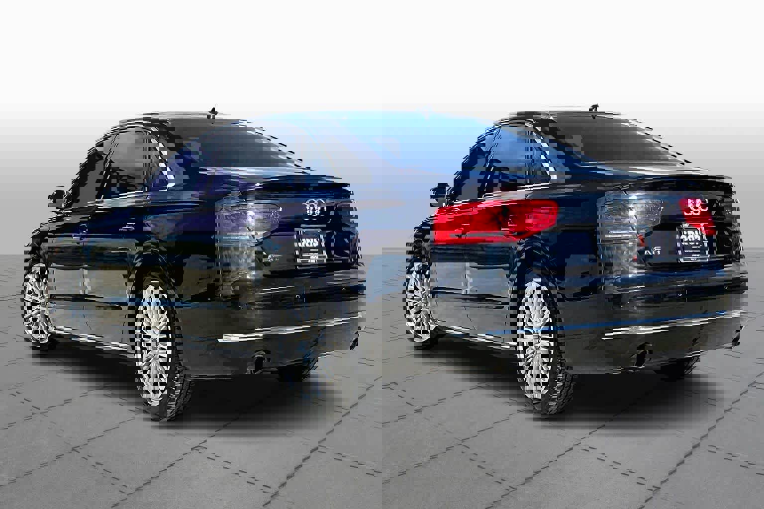 Used 2014 Audi A8 L 3.0T w/ Premium Package image 11