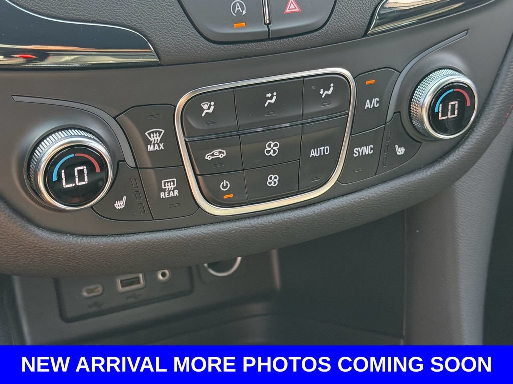 Used 2024 Chevrolet Equinox RS w/ RS Leather Package FWD image 26