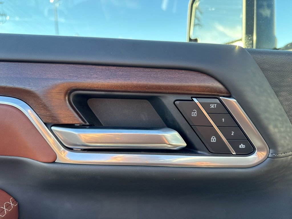 New 2026 GMC Sierra 2500 Denali Ultimate image 11