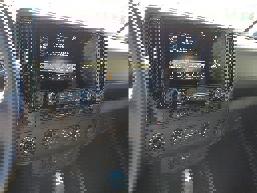 New 2026 Nissan Frontier SV w/ Tow Package image 9