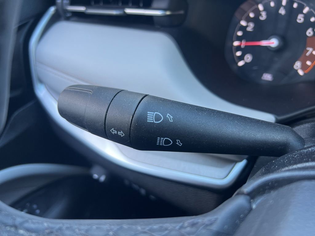 Used 2025 Jeep Compass Limited image 14