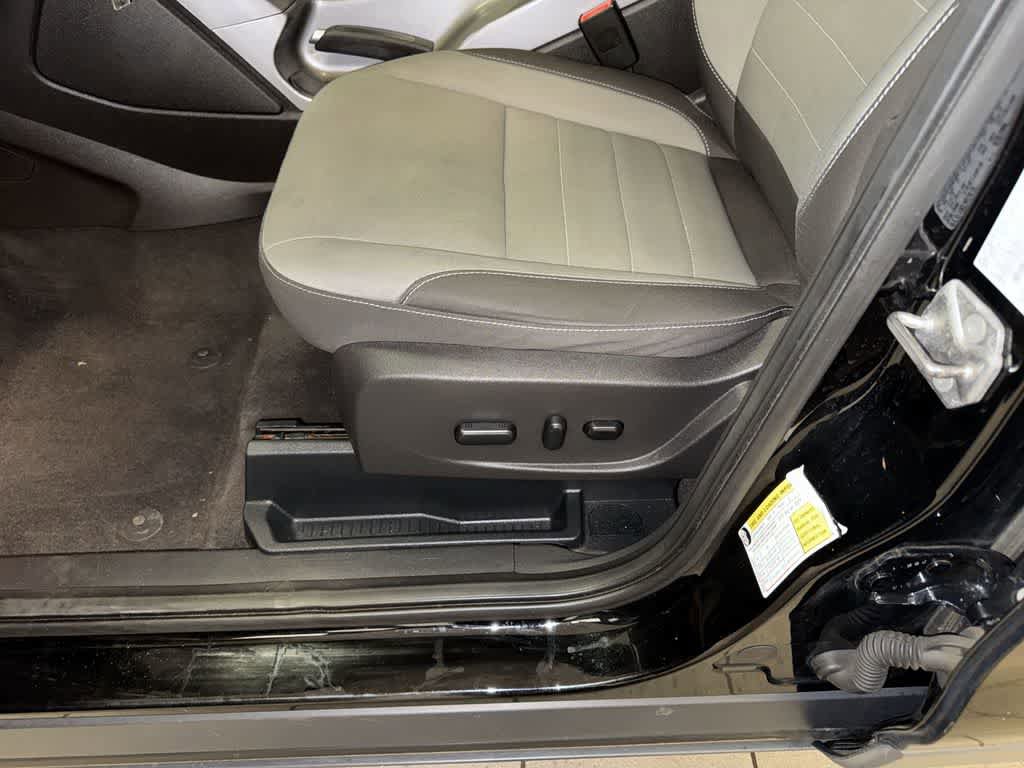 Used 2016 Ford Escape SE w/ Equipment Group 201A AWD/4WD image 23