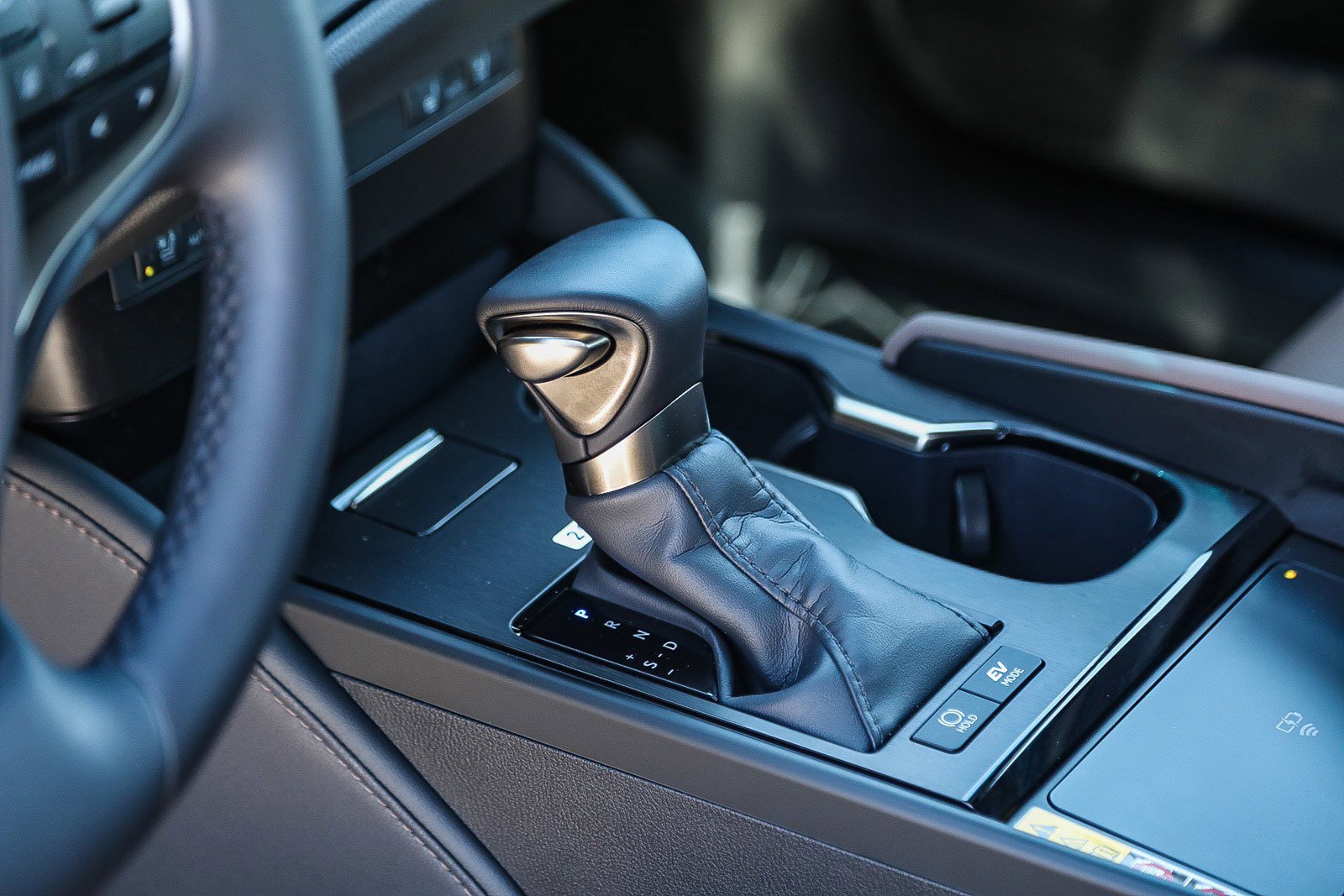 Used 2025 Lexus ES 300h w/ Premium Package image 20